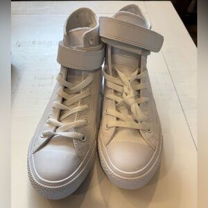 NEW Converse CT Brea Hi tops in White